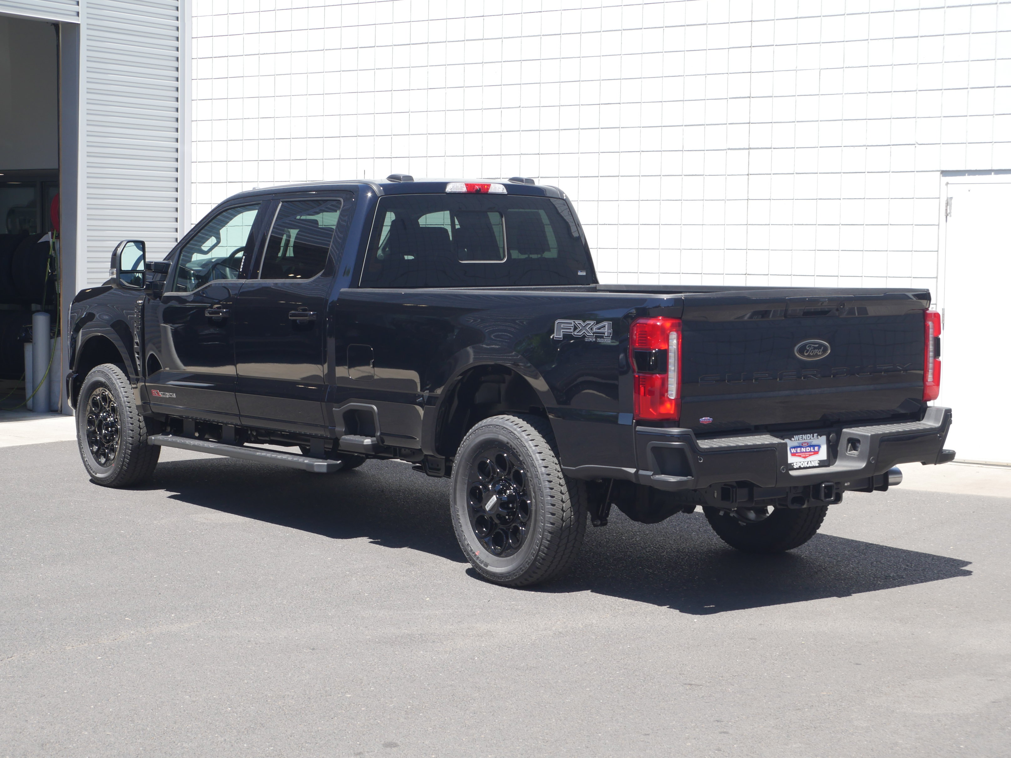 New 2026 Ford F350 Lariat w/ Black Appearance Package AWD/4WD image 24
