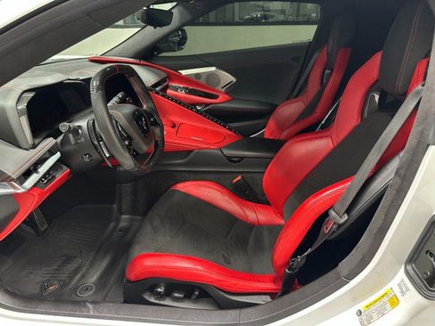 Used 2022 Chevrolet Corvette Stingray Premium Cpe w/ Z51 Performance Package image 11