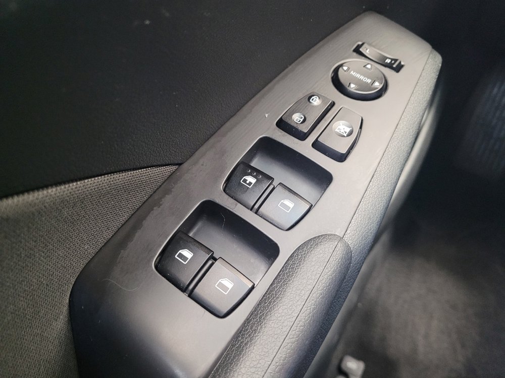 Used 2018 Hyundai Accent SE FWD image 27