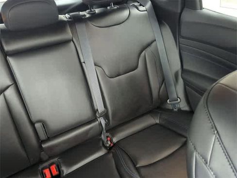 New 2026 Jeep Compass Limited image 7