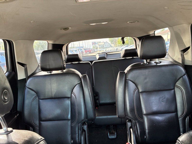 Used 2018 Chevrolet Traverse LT AWD/4WD image 11