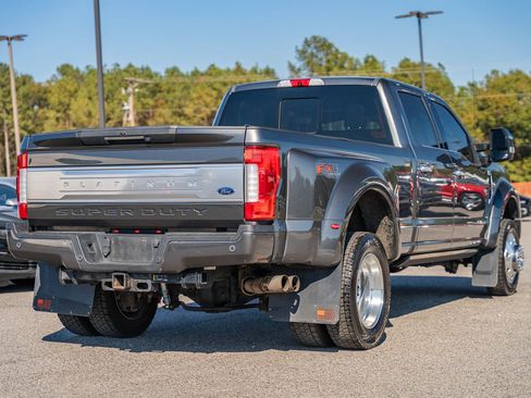 Certified 2019 Ford F450 Platinum w/ Platinum Ultimate Package image 7