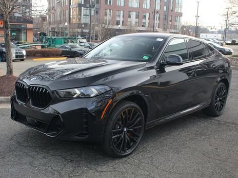 New 2026 BMW X6 xDrive40i w/ Executive Package image 3