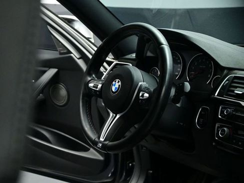 Used 2018 BMW M3 RWD image 69