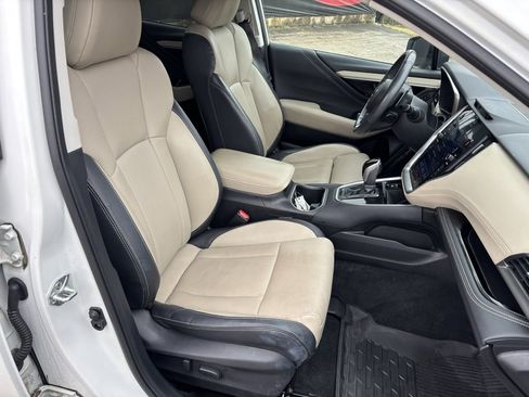 Used 2023 Subaru Outback Limited image 30