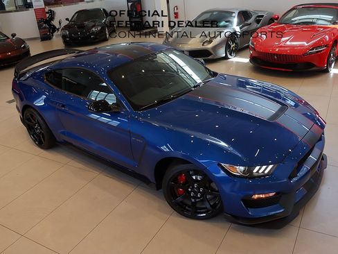 Used 2017 Ford Mustang Shelby GT350R w/ GT350R Equipment Group 920A image 12