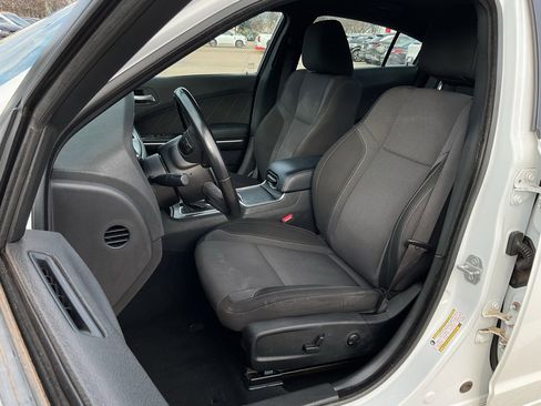 Used 2022 Dodge Charger SXT image 14