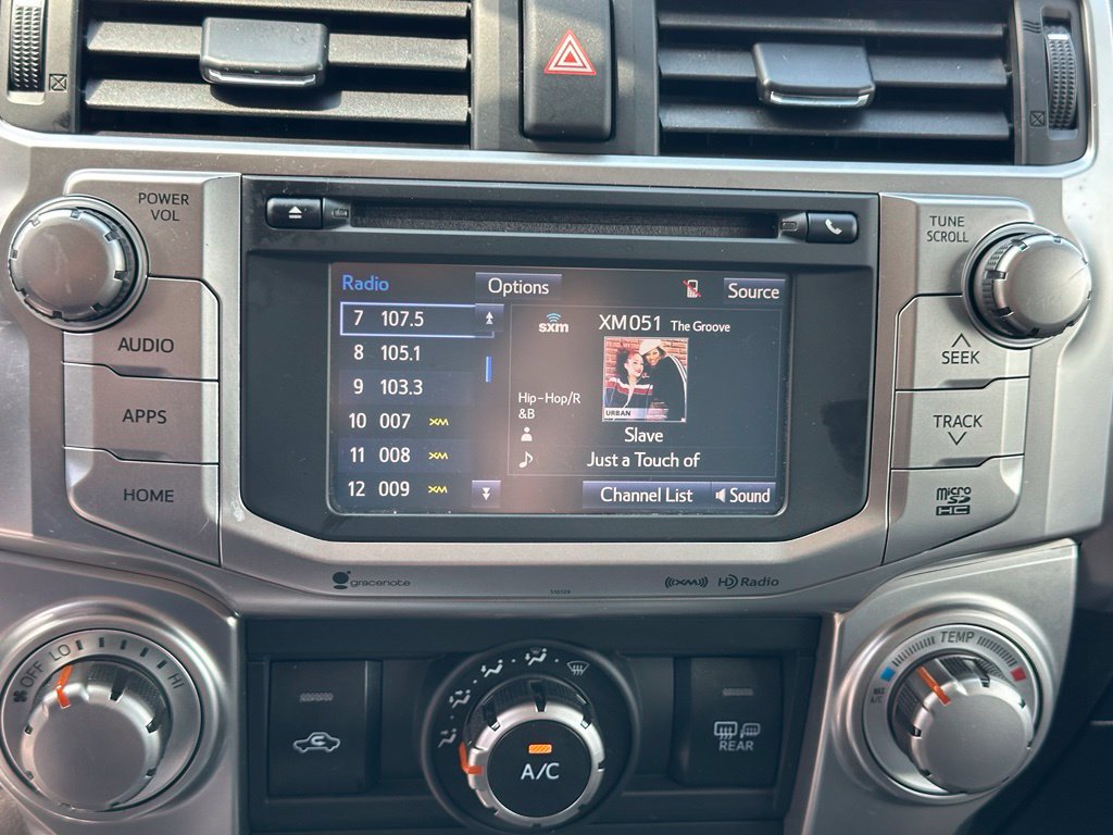 Used 2016 Toyota 4Runner SR5 AWD/4WD image 28