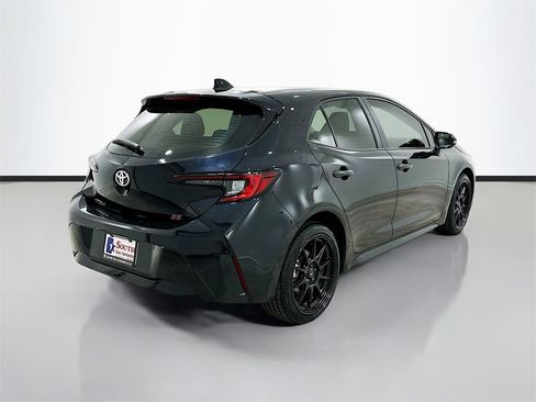 Used 2023 Toyota Corolla SE image 7
