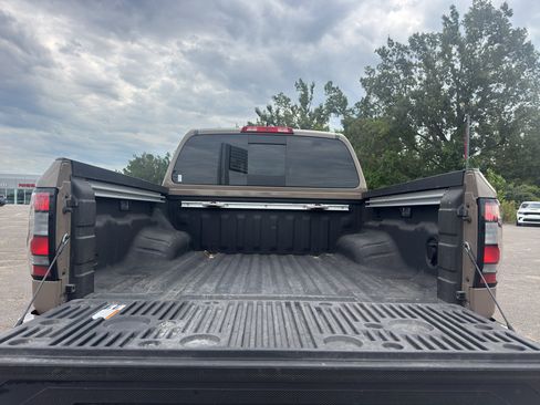 Used 2023 Nissan Frontier PRO-4X w/ Pro Convenience Package AWD/4WD image 21
