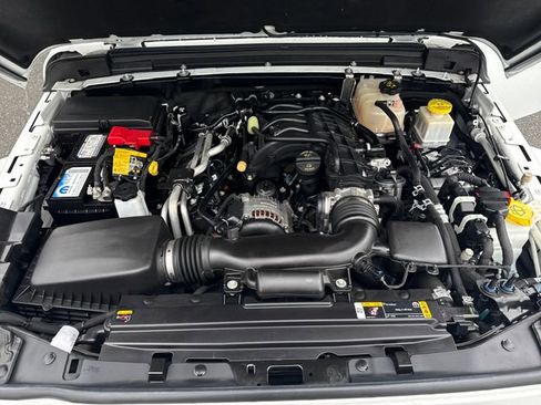 Used 2022 Jeep Gladiator Overland image 29