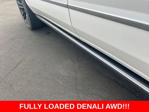 Used 2018 GMC Yukon Denali w/ Denali Ultimate Package image 13