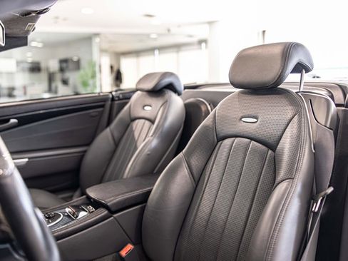 Used 2004 Mercedes-Benz SL 55 AMG image 16