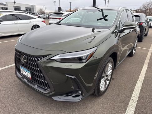 Used 2025 Lexus NX 350h AWD w/ Accessory Package (2T) image 5