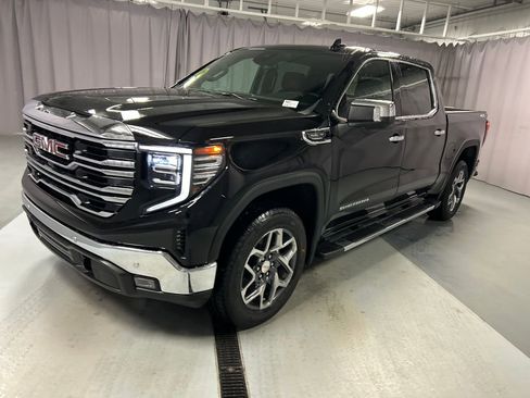 New 2026 GMC Sierra 1500 SLT w/ SLT Premium Plus Package image 3