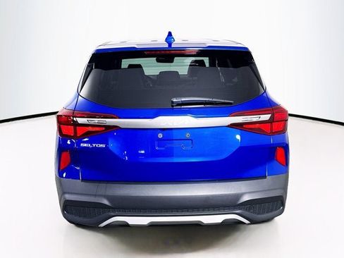 Certified 2023 Kia Seltos LX image 6