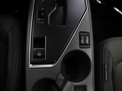 Used 2024 Subaru Crosstrek 2.0i Premium image 23