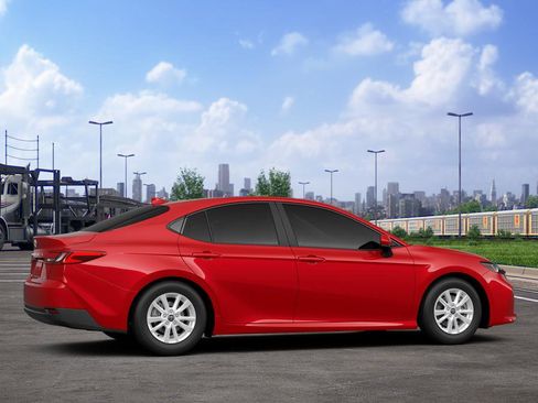 New 2026 Toyota Camry LE FWD image 32