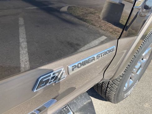 Used 2019 Ford F250 Lariat w/ Lariat Ultimate Package image 22