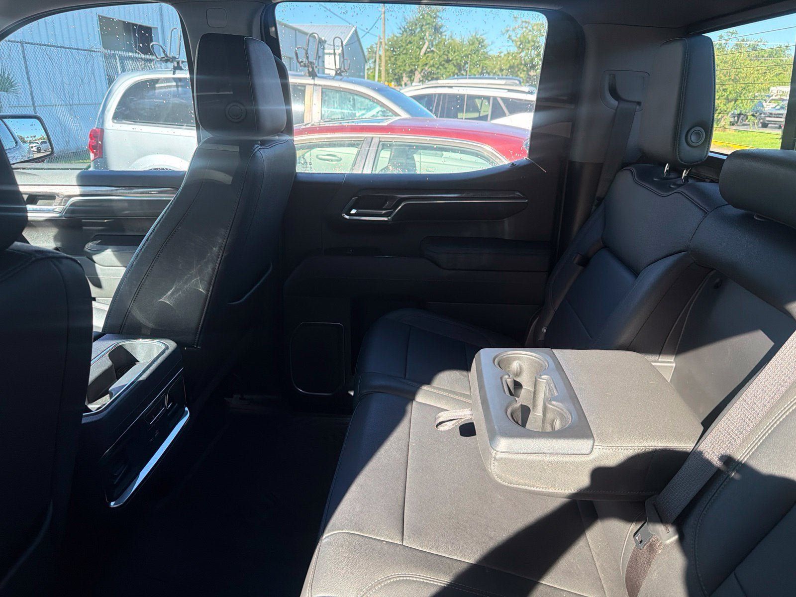 Used 2022 Chevrolet Silverado 1500 LTZ w/ LTZ Premium Package AWD/4WD image 9
