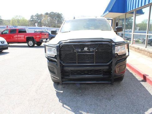 Used 2022 RAM 2500 Tradesman image 2