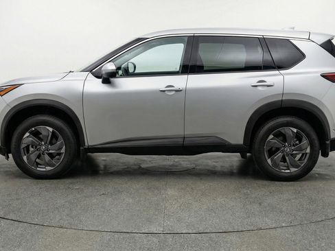 Used 2025 Nissan Rogue SV FWD image 5