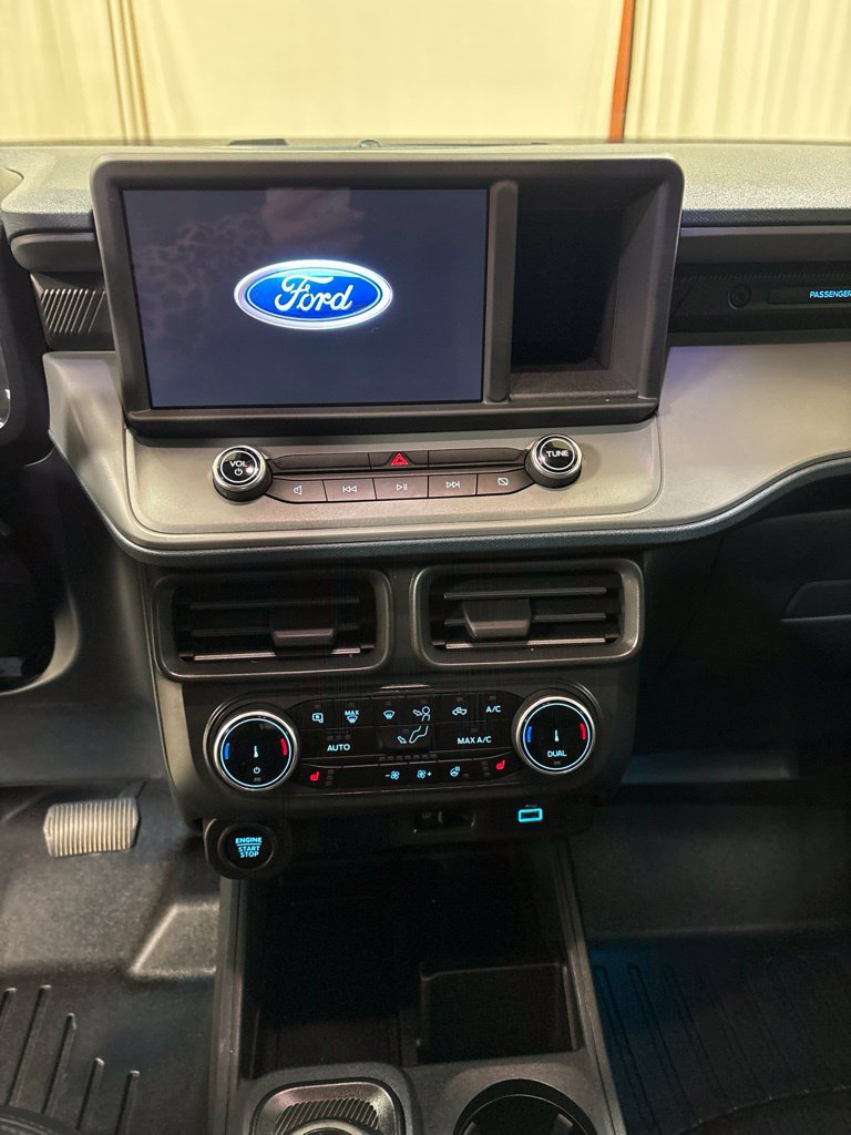 Used 2024 Ford Maverick Lariat w/ Black Appearance Package AWD/4WD image 12