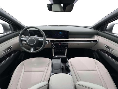 New 2026 Hyundai Tucson Limited FWD image 13