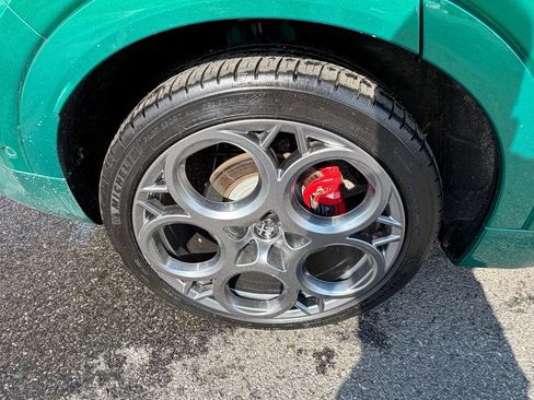 Used 2025 Alfa Romeo Tonale Tributo Italiano image 13