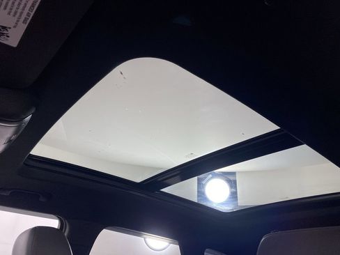 Used 2022 Chevrolet Blazer RS w/ Enhanced Convenience Package image 22