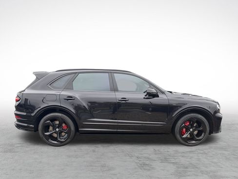 Used 2022 Bentley Bentayga image 10