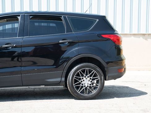 Used 2019 Ford Escape S FWD image 8