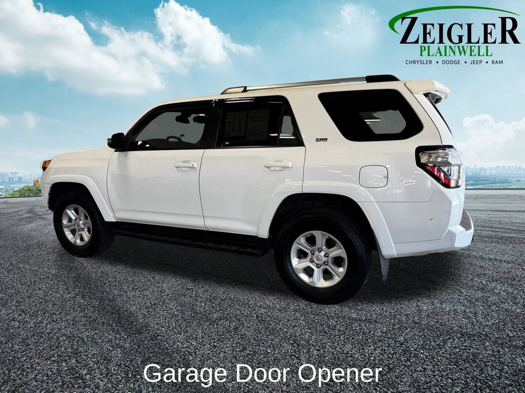 Used 2020 Toyota 4Runner SR5 Premium AWD/4WD image 3