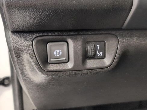 Used 2023 GMC Acadia SLE w/ Driver Convenience Package AWD/4WD image 10