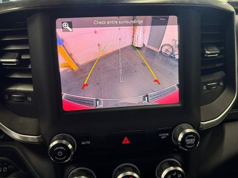 Used 2019 RAM 1500 Big Horn AWD/4WD image 15