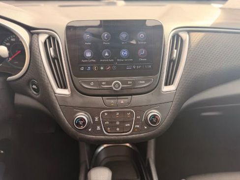 Used 2025 Chevrolet Malibu LT FWD image 27