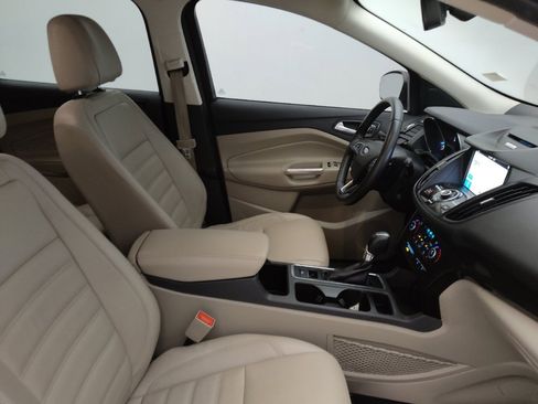 Used 2017 Ford Escape Titanium FWD image 21
