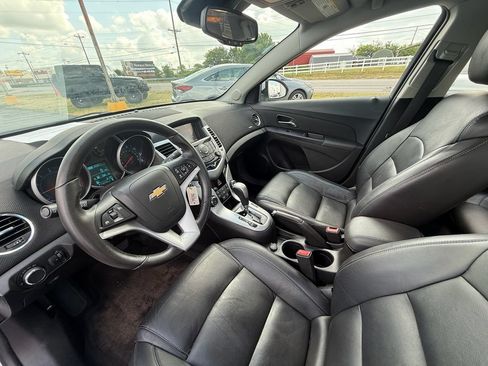 Used 2016 Chevrolet Cruze LT FWD image 14