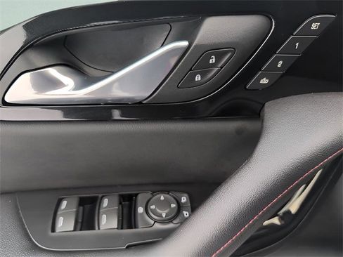 Certified 2023 Chevrolet Blazer RS w/ Driver Confidence II Package image 9