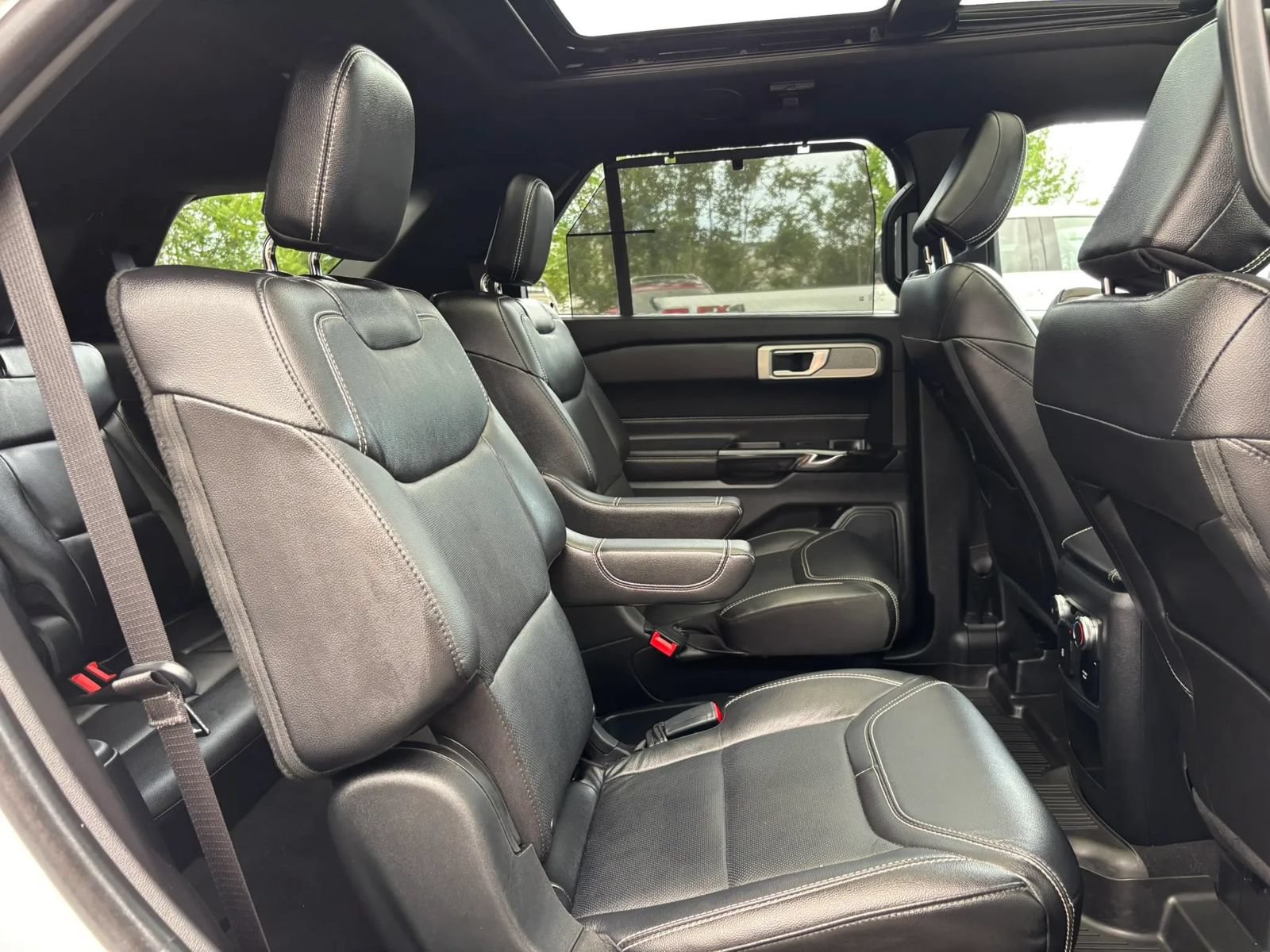Used 2021 Ford Explorer ST w/ Equipment Group 401A AWD/4WD image 23