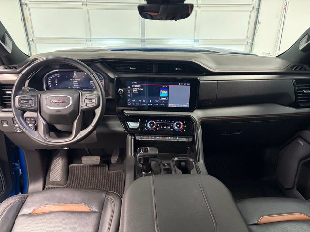 Used 2023 GMC Sierra 1500 AT4 w/ Technology Package AWD/4WD image 17