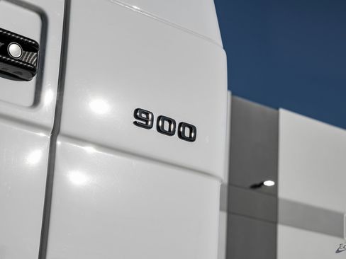 Used 2018 Mercedes-Benz G 63 AMG G 63 AMG 4MATIC BRABUS INSPI image 26