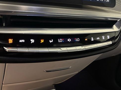 Used 2023 Cadillac Lyriq 2WD image 28