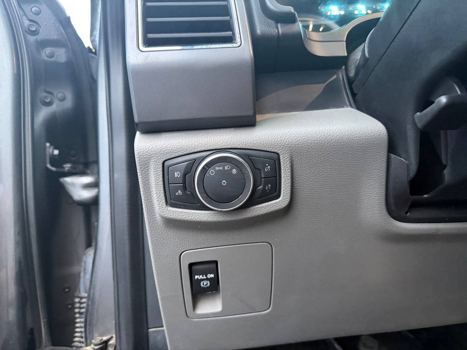 Used 2019 Ford F150 XLT RWD image 21
