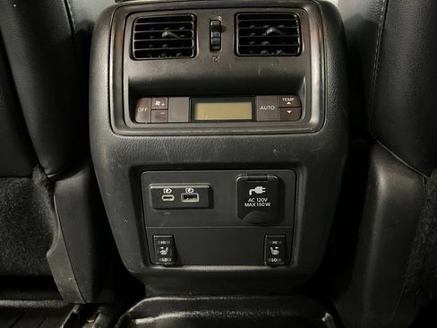 Used 2019 Nissan Pathfinder SL AWD/4WD image 47