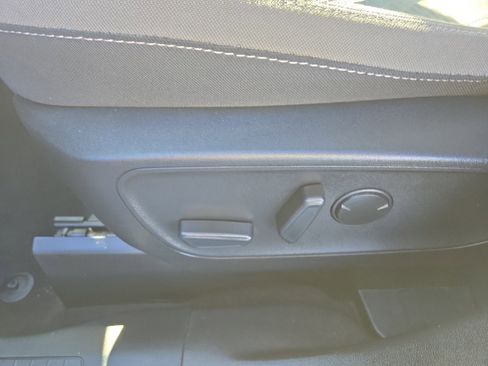 Certified 2022 Ford Escape SE w/ Convenience Package image 12