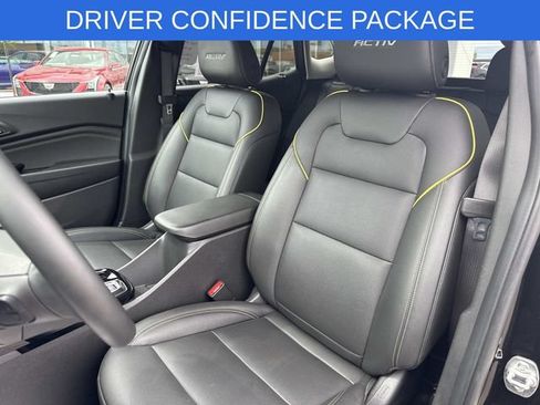 Used 2025 Chevrolet Trax ACTIV w/ Driver Confidence Package FWD image 48