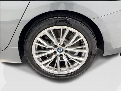 Used 2023 BMW 330i Sedan w/ Convenience Package RWD image 12