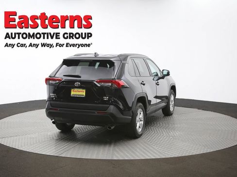 Used 2021 Toyota RAV4 XLE w/ Convenience Package image 41