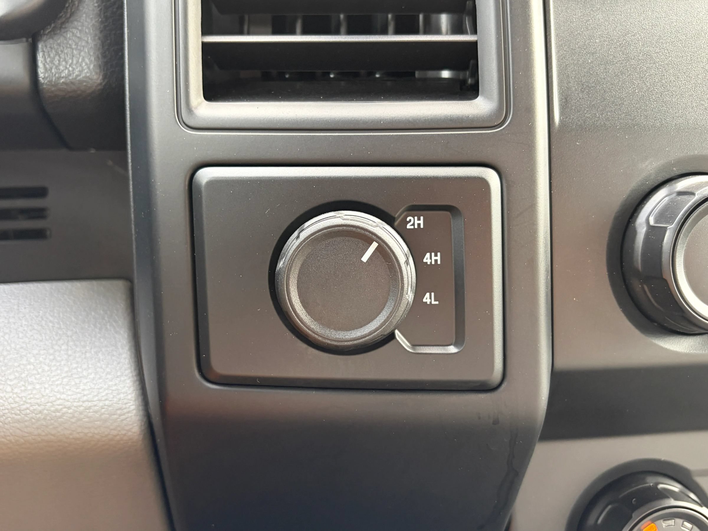 Used 2019 Ford F150 XL w/ XL Power Equipment Group AWD/4WD image 37